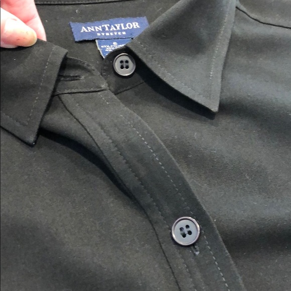 Ann Taylor Stretch Quality Made Black Shirt Size 6 - Picture 4 of 12